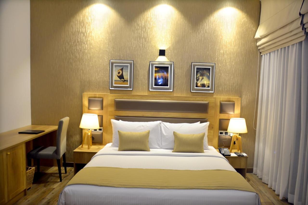 Belmont Boutique Hotel - Free Airport Shuttle Service Negombo Exteriör bild