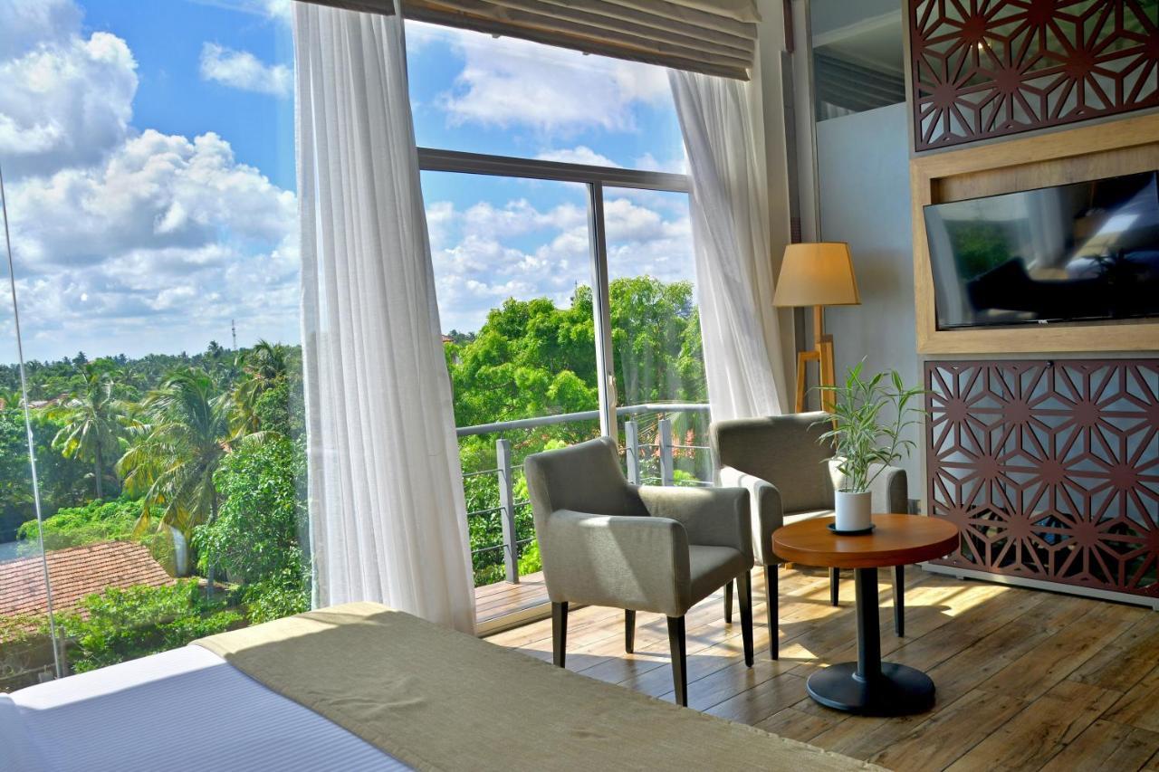 Belmont Boutique Hotel - Free Airport Shuttle Service Negombo Exteriör bild