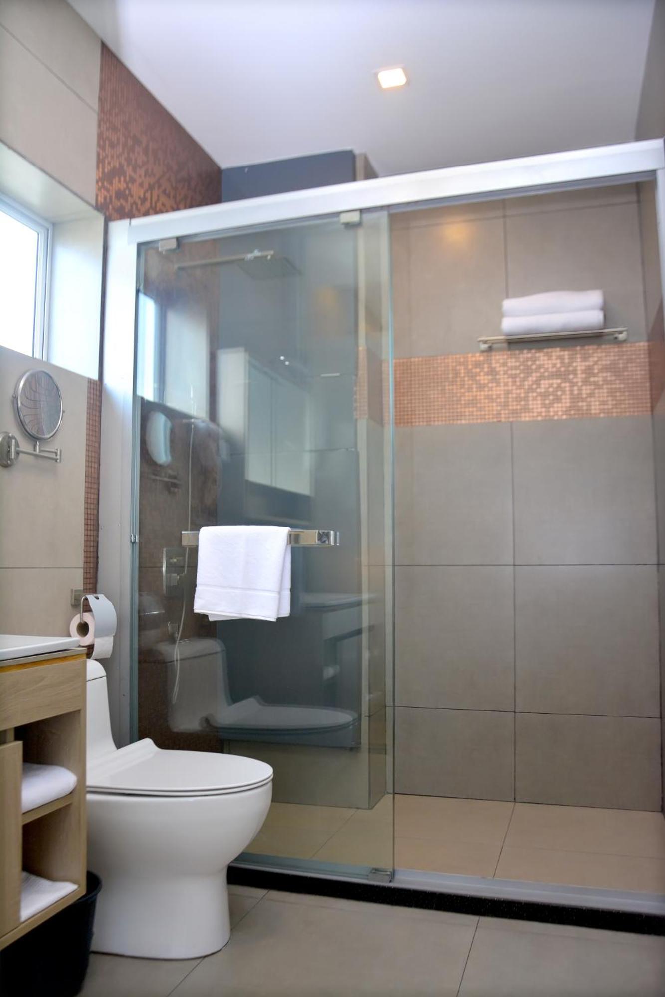 Belmont Boutique Hotel - Free Airport Shuttle Service Negombo Rum bild